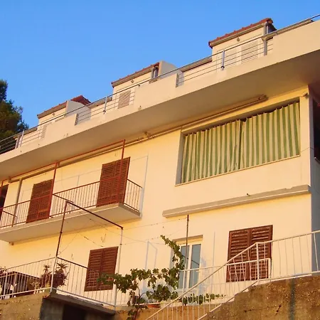 Apartament By The Sea Ubli, Lastovo - 8354 *