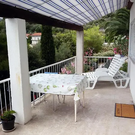 Apartments By The Sea Ubli, Lastovo - 8354 Apartment *