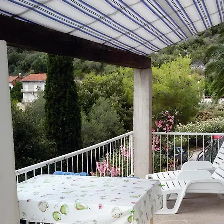 Apartments By The Sea Ubli, Lastovo - 8354 Apartment *