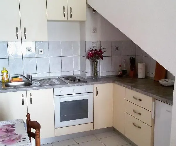 By The Sea Ubli, Lastovo - 8354 * Убли