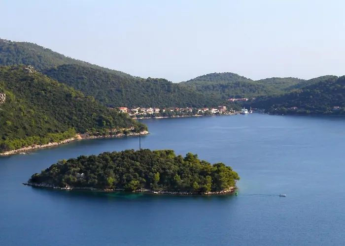 By The Sea Ubli, Lastovo - 8354 Апартаменты *